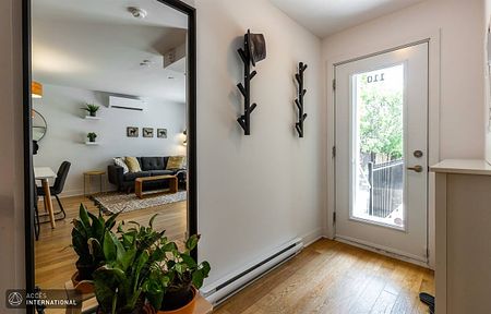 Condo for rent on the Plateau Mont-Royal | 2 bedrooms and furnished - Photo 3