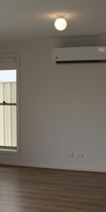 Modern 3-Bedroom Home with Ensuite – Comfort & Convenience Combined - Photo 3