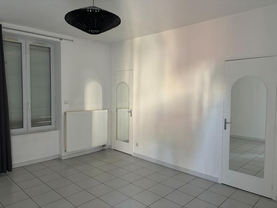 Appartement 2 pièces à louer St Étienne - 42000 / Réf: 728-414 - Photo 1