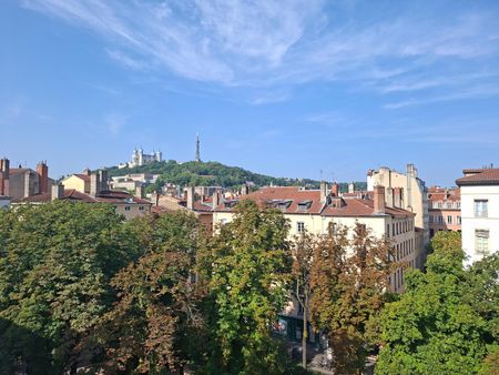 Location Appartement 3 pièces 113m² LYON 1er - Photo 5