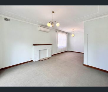 32 Lexington Parade, Adamstown Heights, NSW 2289 - Photo 4