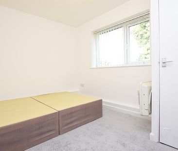 Tollgate Court, Sheffield, S3 7BD - Photo 4