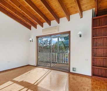 2 Bedroom Home with Open-Plan Living in Convenient Location - Photo 1