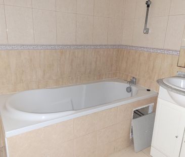 Location Appartement 3 pièces 56m² CONDE SUR L ESCAUT 59163 - Photo 3