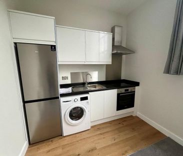 1 bedroom flat to rent - Photo 3