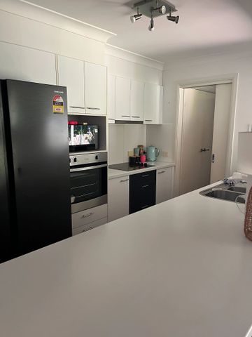 Home For Rent - Photo 5