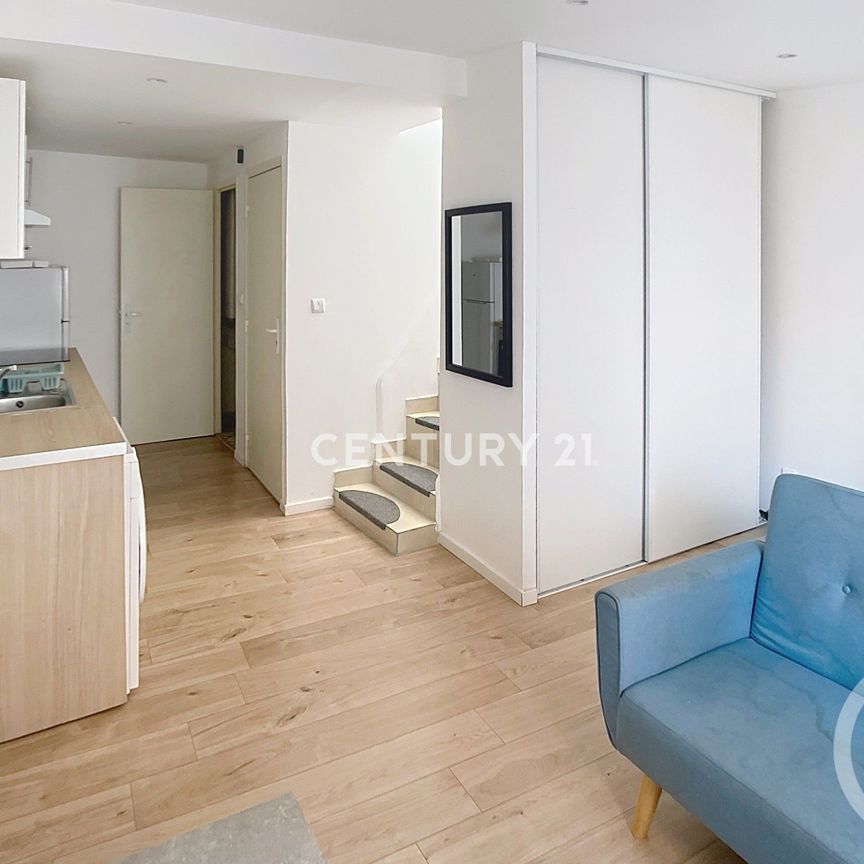 Location Appartement 2 pièces 32m² LA VALENTINE 11ème - Photo 1