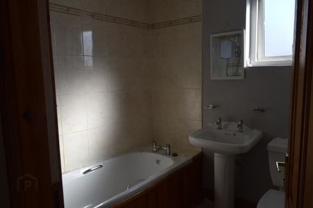 22 Ann Street, Gilford, BT63 6HX - Photo 5