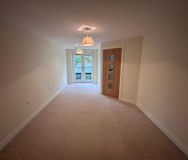 1 bedroom retirement property to rent - Photo 6