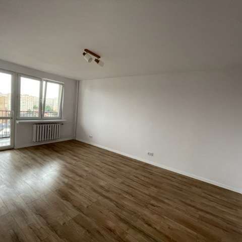 Komfortowa kawalerka na Widzewie - Zdjęcie 1