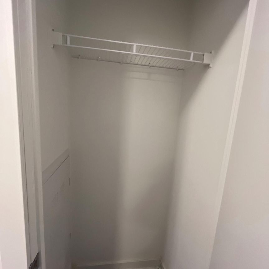 For Lease - 250 Lawrence Avenue Unit# 401, Toronto, Ontario - Photo 1