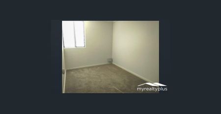 Spacious Riverside Apartment in a Peaceful Location - Photo 2