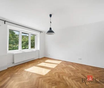 Pronájem bytu 2+1 55 m - Fotografie 3