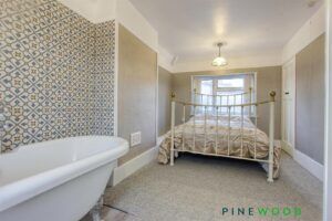 3 BEDROOM House - End Terrace - Photo 5