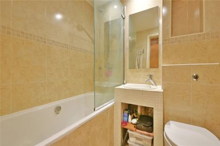 Brompton Park Crescent - Photo 2