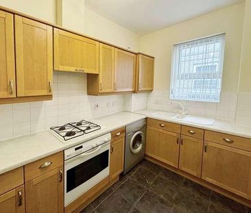 Llwyn Passat, Penarth, CF64 - Photo 1