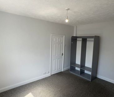 Garnet Crescent, Beeston, Leeds, LS11 5JT - Photo 6