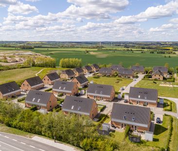 Moderne rækkehus i naturrige og børnevenlige omgivelser med kort af... - Photo 2