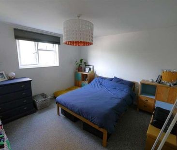 Rock Close,southwick, BN42 - Photo 3