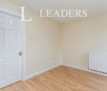 2 bedroom house to rent Blackthorn Walk, PO7 - Photo 2