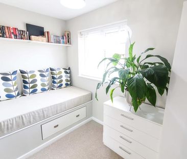 3 bedroom terraced house to rent - Photo 6