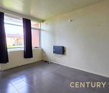 Stylish 1-Bed Retreat in Prime Location - Photo 2