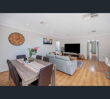 33 Barnett Av, St Marys, SA 5042 - Photo 2