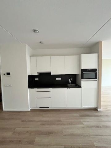 Appartement te huur: Langestraat 1-B1 1211 GS Hilversum - Photo 4