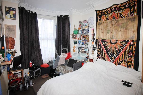 5 bedroom house to rent - Photo 1