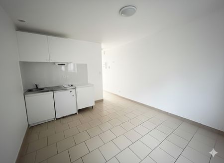 Location Appartement 1 pièce 19m² NOGENT SUR VERNISSON 45290 - Photo 2