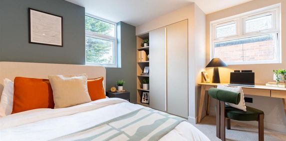 1 bedroom in a house share to rent - Photo 2