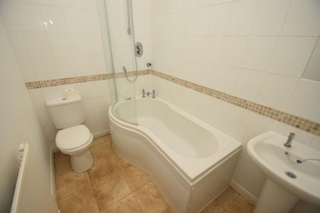 1 bedroom property to rent - Photo 4