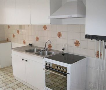 Location appartement 3 pièces 69.47 m² à Marseille 8e Arrondissemen... - Photo 2