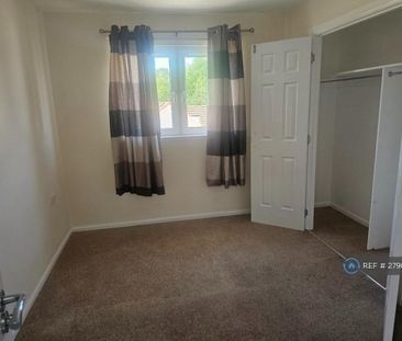 3 bedroom semi-detached house to rent - Photo 6