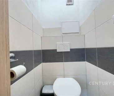 Dlouhodobý pronájem bytu 2+kk s lodžií o 42 m - Photo 3