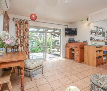 Secluded Studio - Pet Friendly - Photo 1