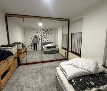 5 Bed Terraced House, High Road Leytonstone, E11 - Photo 3
