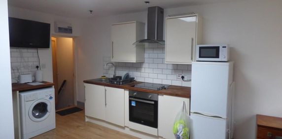 Cairo Street, Warrington, Cheshire, WA1 - Photo 2