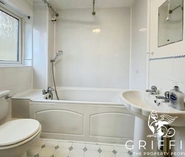 Grenville Road, Chafford Hundred, Grays, RM16 - Photo 1