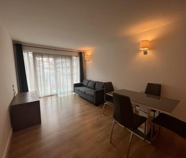 2 bedroom apartment to rent - Photo 3