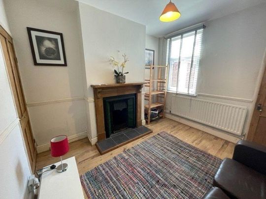 2 bedroom terraced house to rent - Photo 1