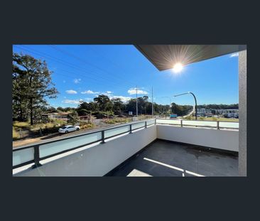 North Facing Large Size 2 Bedroom with extensive balcony - Photo 4