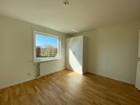 Hjelmarsrörsgatan 34 - Photo 3