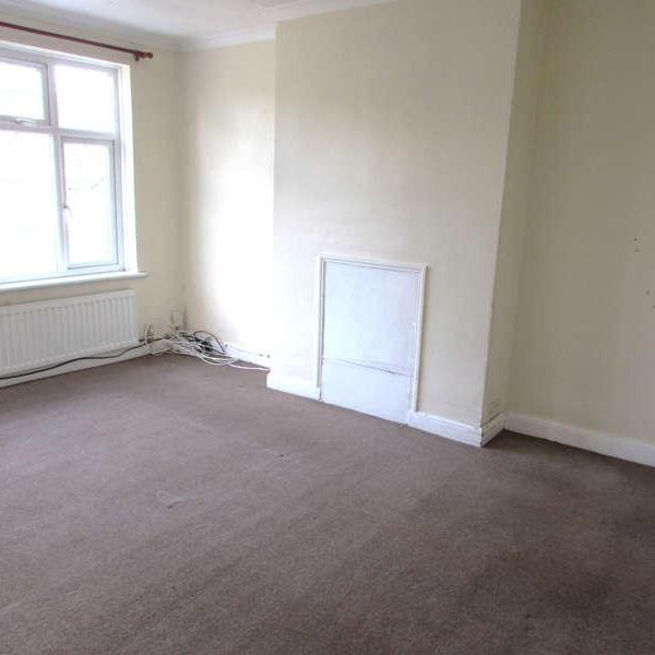 Woodcock Hill, Harrow, Middlesex, HA3 - Photo 1