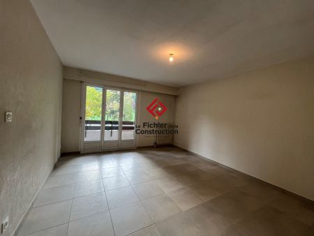 Location Appartement 2 pièces 56m² ST MARTIN D URIAGE 38410 - Photo 2