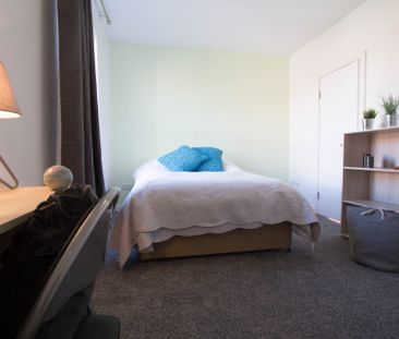 57 BEECHWOOD VIEW Leeds - LS4 2LP - Photo 6