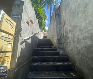 Location Appartement 2 pièces 36m² ST DENIS 97400 - Photo 3