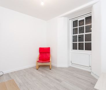 4 Bed Flat, Clifton House, E2 - Photo 1