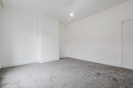 Lytherton Avenue, Cadishead, Manchester, M44 - Photo 2