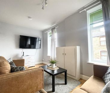 1 bed house share to rent in Burnley Road, Burnley, BB10 - Photo 5